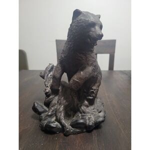 West Art Black Glossy Posed Grizzly Bear‎